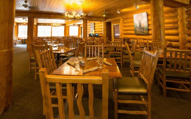 Headwater S Lodge Cabins At Flagg Ranch In Moran United States
