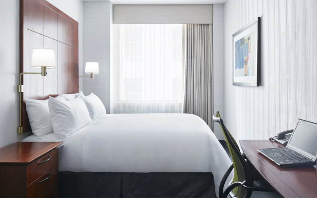 Central Loop Hotel