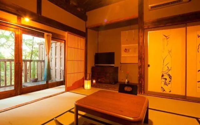Yufuin TAGASODE