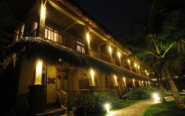 Aroma Beach Resort & Spa