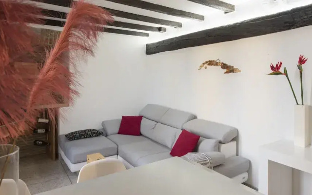 JOIVY Cosy Apt in Como Centre