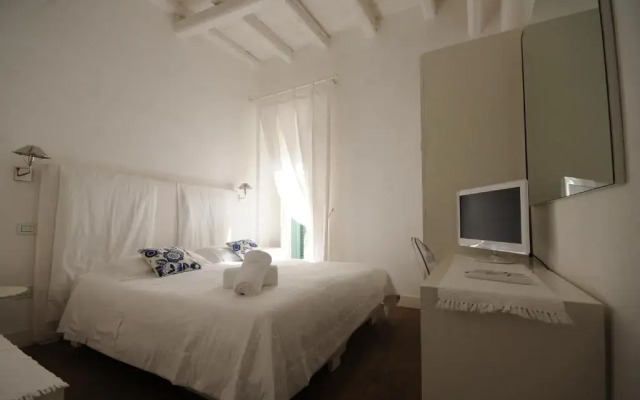 Suite Home Trani