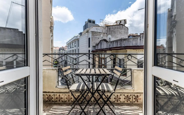 Amazing Flat near Osmanbey Metro Station