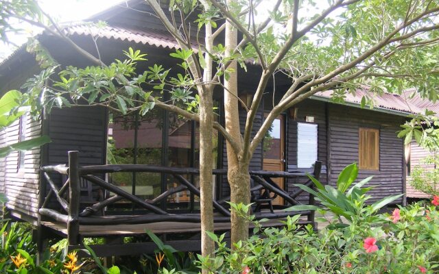 Отель Mook Lanta Boutique Resort And Spa Ланта вид на фасад