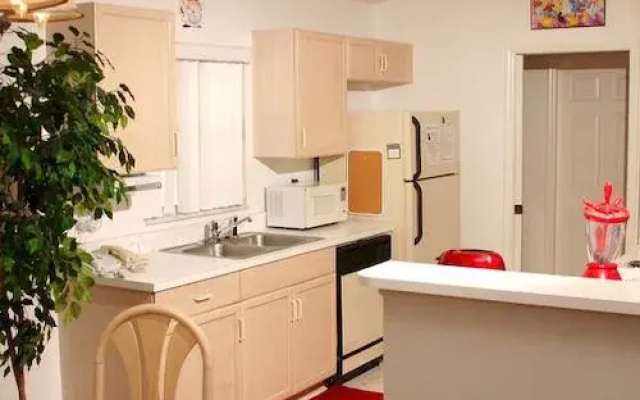 Creekside Villas