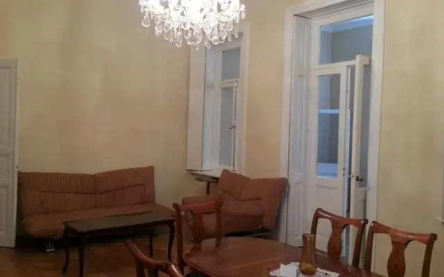 Aghmashenibili Nino Guest house