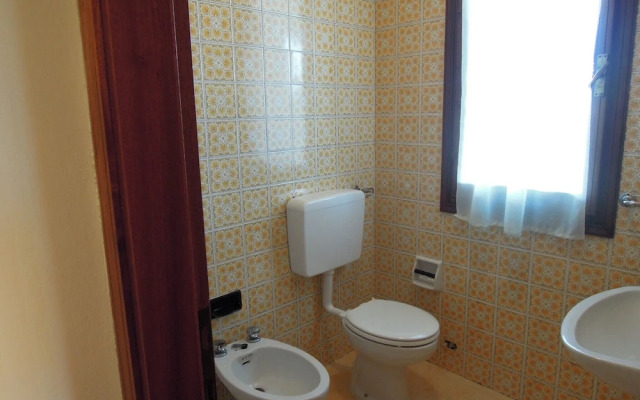 Apartment With Garden In Excellent Location - Beahost