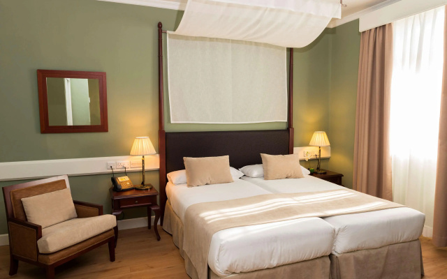 The Rock Hotel