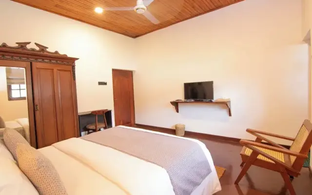 Sand Cliff Villa