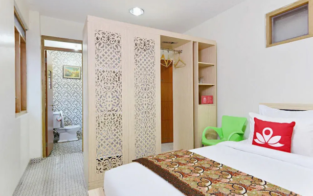 ZEN Rooms Cibogo Pasteur