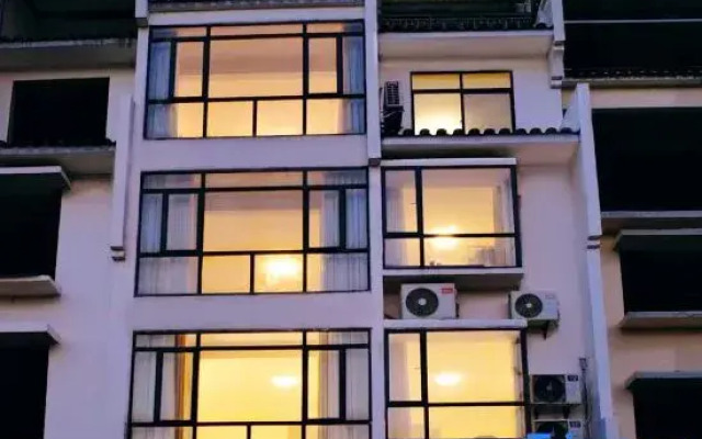 Qixili Homestay (Yangshuo Yulong River Lansheng Bridge Pier)