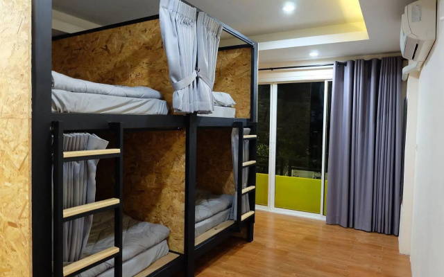 Fellow Hostel