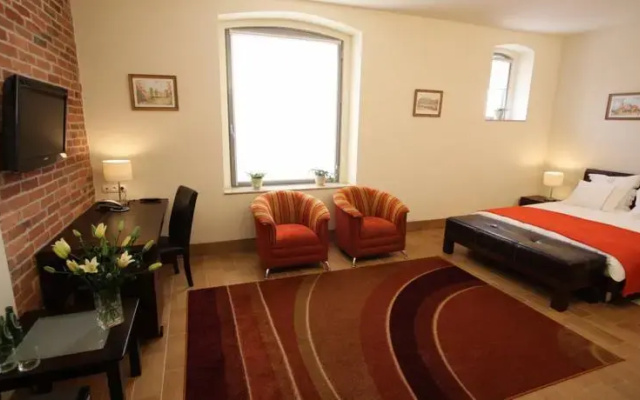 Hotel Flora