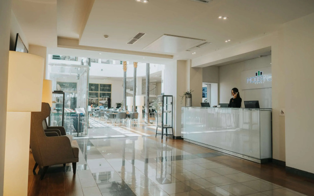 Hotel Moderno