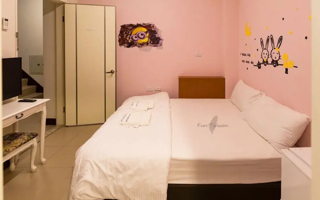 18 Boutique private clubhouse
