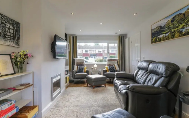 25 Resbury Close
