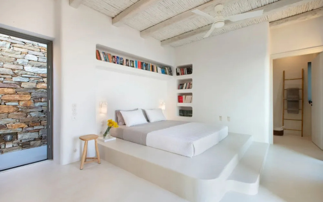 House Y in Kardiani Tinos