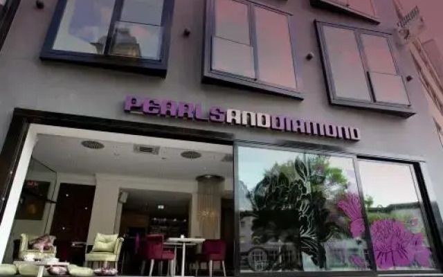 Отель Traumraum Германия, Хайльброн - отзывы, цены и фото номеров - забронировать отель Traumraum онлайн вид на фасад