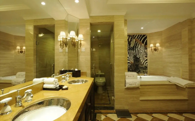 Imperial Palace Club