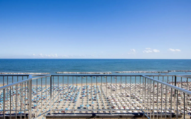 Hotel Caravelle