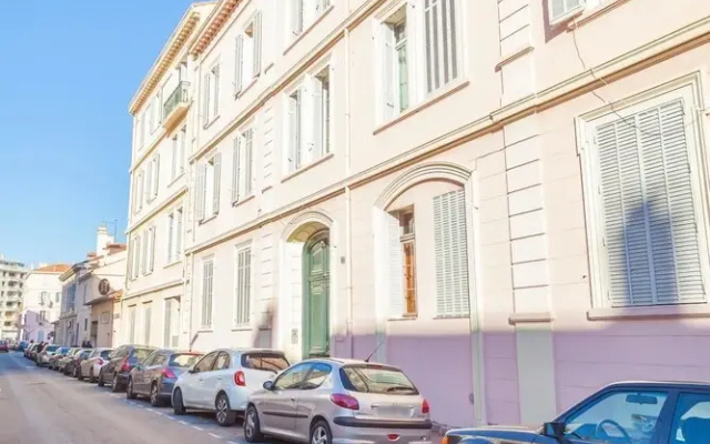 4 tassigny Apartment 2