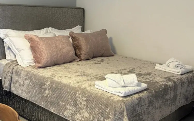 Kaloniki Rooms & Suites