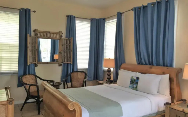 Douglas House - Adults Only
