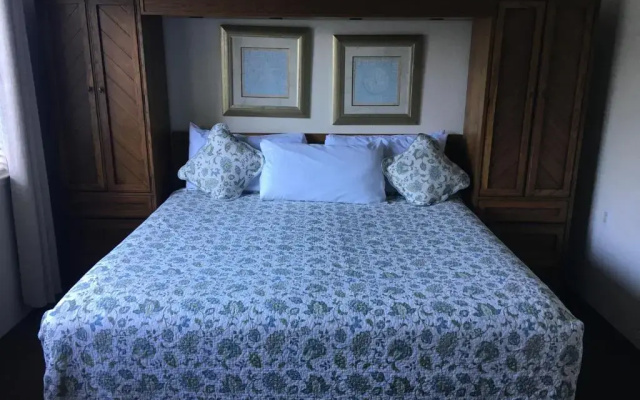 Pine Acres Lodge