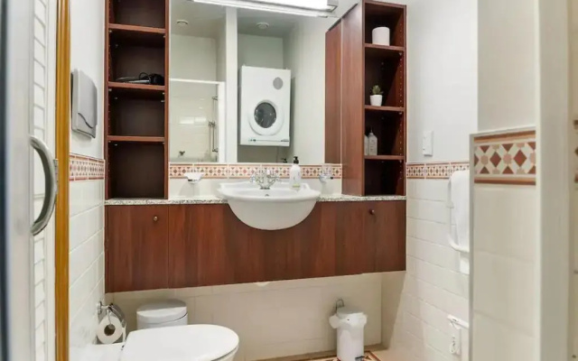 Relaxing Sea Wharf View Apartment by Zodiak Stays