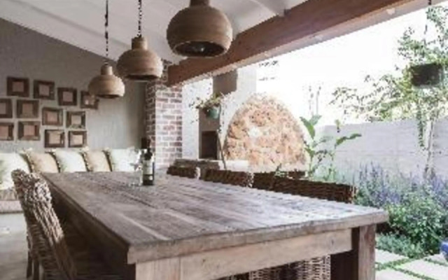 Veranda House