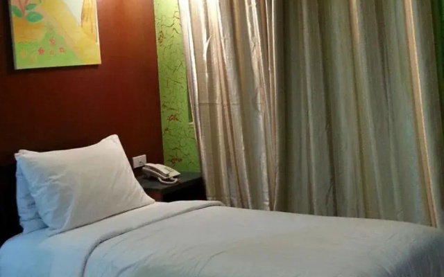 Tinhat Boutique Hotel and Restaurant