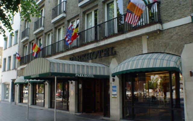 Отель Parkhotel Brugge вид на фасад