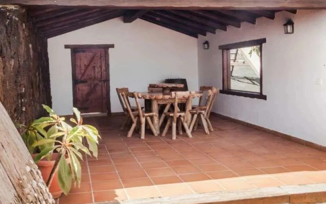 Villa Lastian
