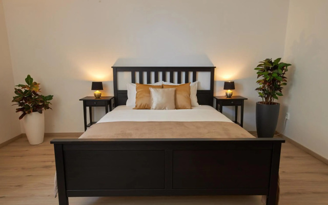 Le Monde Apartment Bratislava - amazing 5BDR in downtown