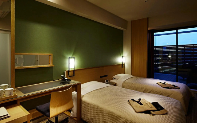 Candeo Hotels Matsuyama Okaido