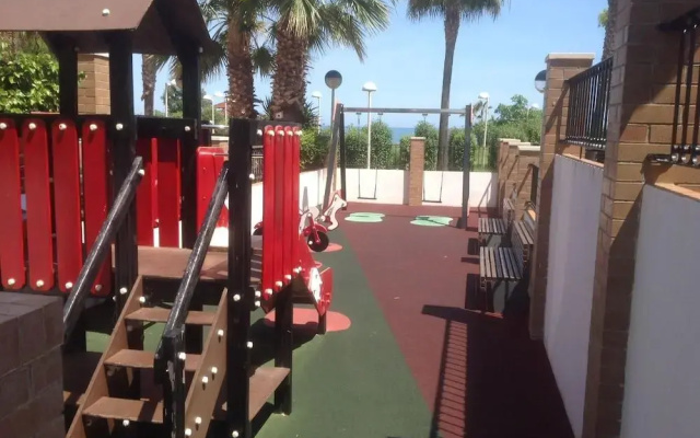 Let 4 U Costa Marina I