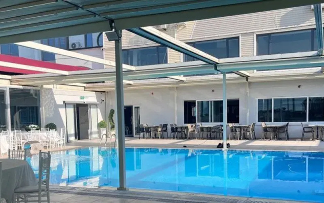 Karamürsel Mohti Otel  Fitness Restoran Ve Kafe