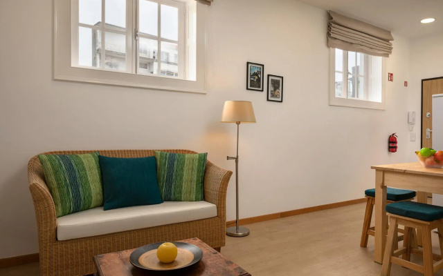 Ribeira das Casas Apt 2D by Homie