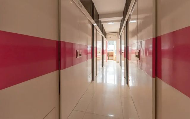RedDoorz Hostel @ Kiara Cozy Kircon Bandung