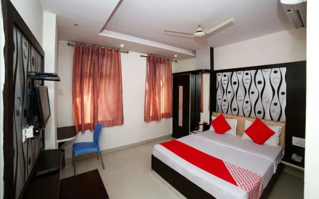 OYO 19387 Palace Guest House