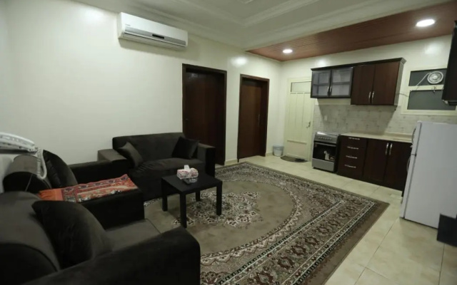 Al Eairy Apartments-Dammam 8