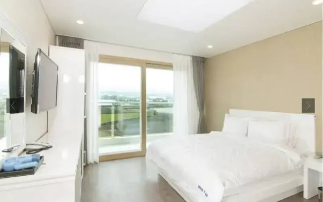 Sean Hotel