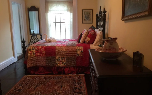 Brinckerhoff Inn