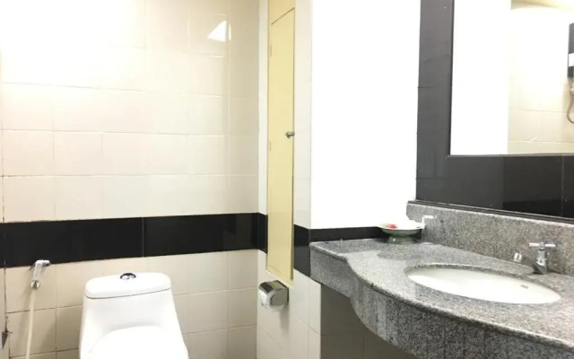 Chumphon Grand Palace Hotel