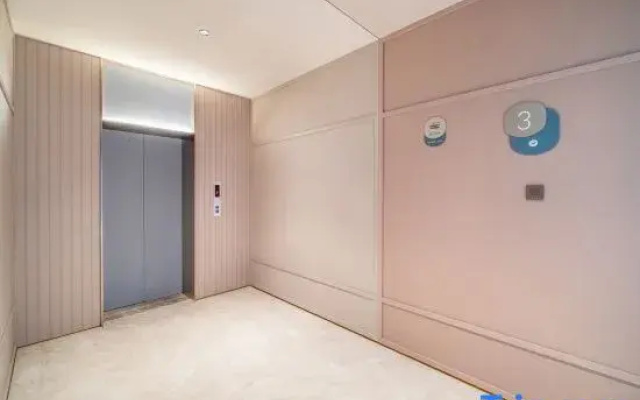 HanTing Hotel (Wanda Plaza, Guangyi Road, Jiaxing)