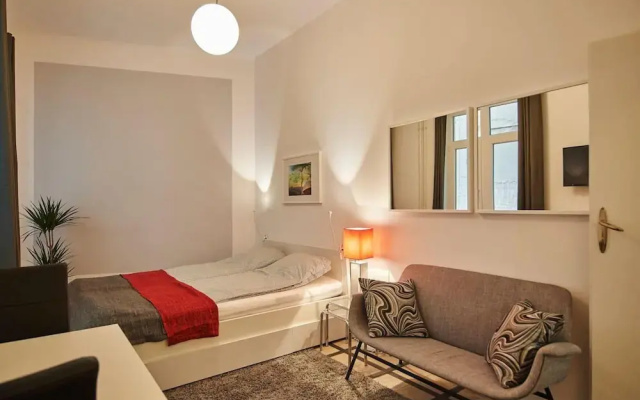 Super Central Studio Apartment - With Balcony