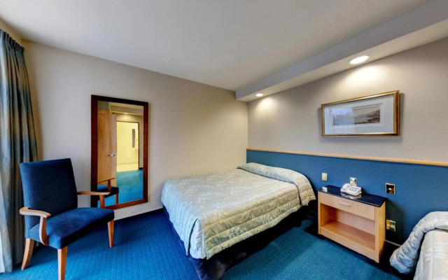 Distinction Luxmore Hotel