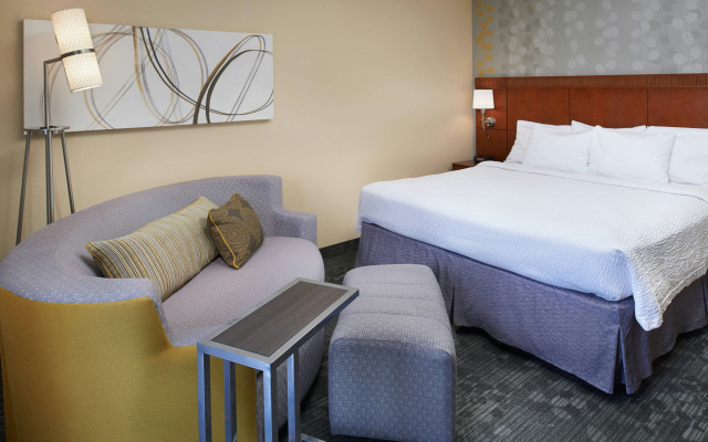 Courtyard by Marriott Rockford