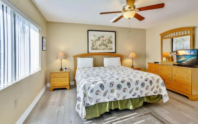Land's End 3-206 Bay Front - Premier