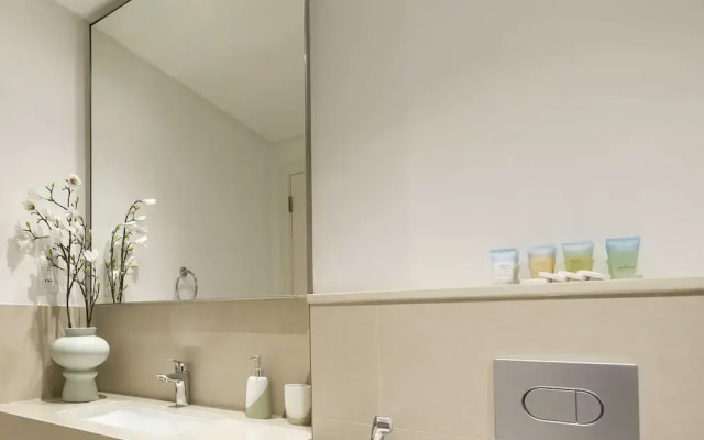 LUX The Downtown Zabeel View Suite 2